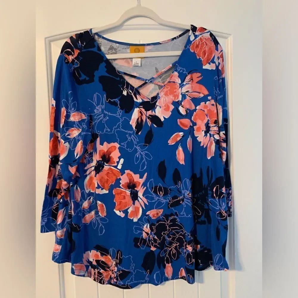 Ruby Rd. Hibiscus Print Top Size L Cross Over Style V-Neck